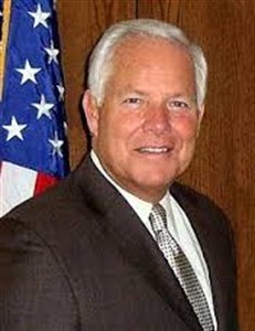Mayor Don Plusquellic- 2009